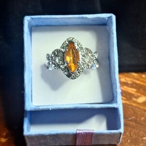 Luxurious horse eye cut ring size 9